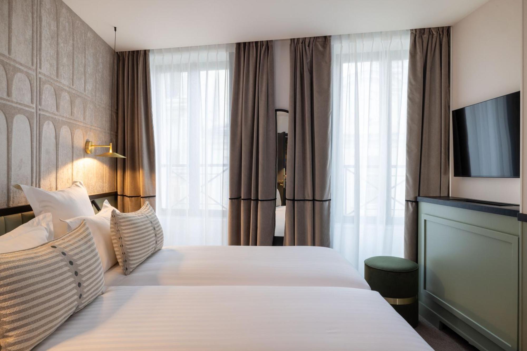 Hotel Grand Coeur Latin Párizs Kültér fotó